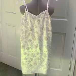 Max Studio white lacy dress - Sz XS